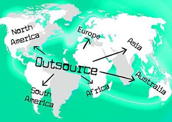 Do SEO In House or Outsource? 2